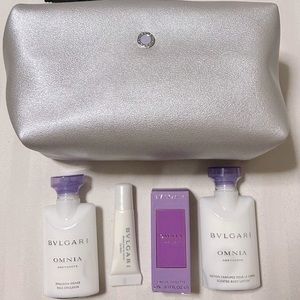 NEW Emirates Business Class Toiletry Kit